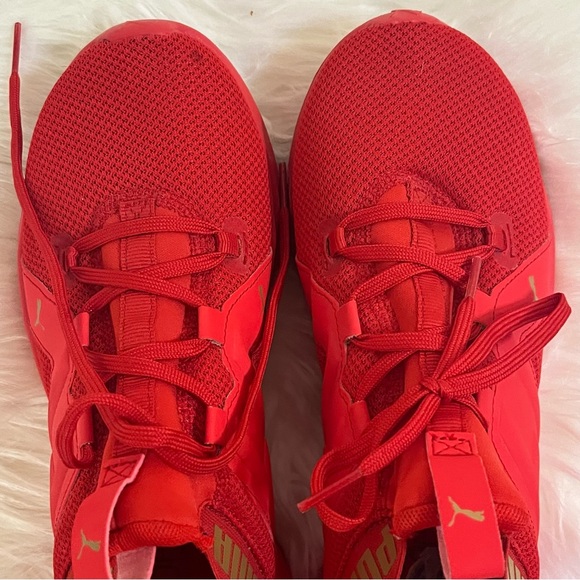 Red Puma sneakers, women’s size 8.5 - Picture 4 of 7